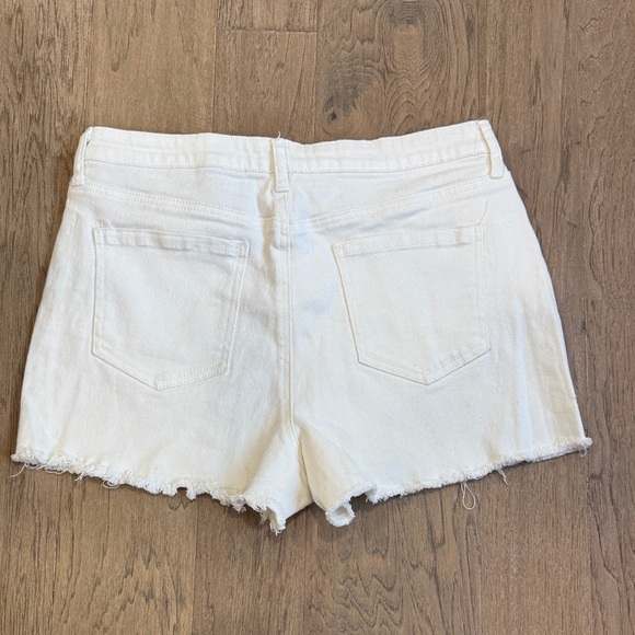 Abound Cream Jean Shorts for Women Size 31 - Picture 2 of 7